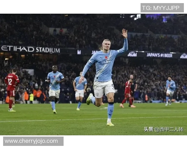 西甲激战曼城大胜拜仁四球横扫全场引发热烈反响