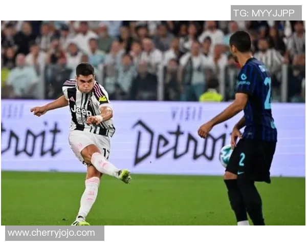 欧联杯国米大胜尤文图斯六比二乌龙球引发争议判罚全场沸腾