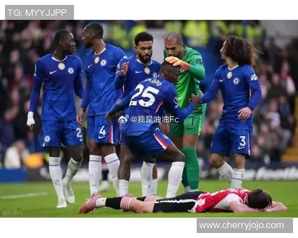 欧冠大战：利物浦与切尔西激战成平局帽子戏法点燃全场热情