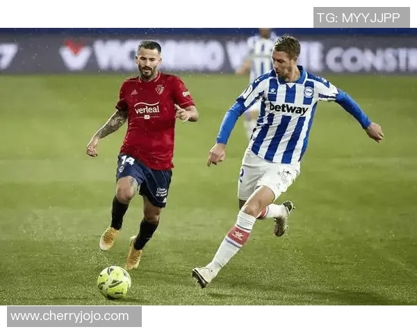 国王杯激战：里昂与切尔西战成平局十大精彩进球回顾引发全场热议