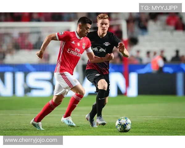 欧冠激战莱比锡逆转里昂全场沸腾十大精彩进球回顾