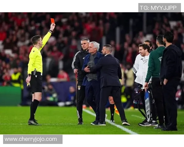 欧联杯惊现冷门皇马与莱比锡战成平局引发全场震撼