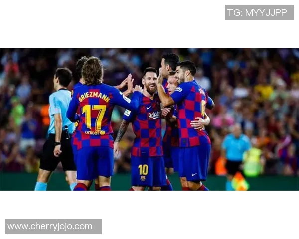 西甲焦点战：那不勒斯狂胜曼联四球全场沸腾瞬间回顾